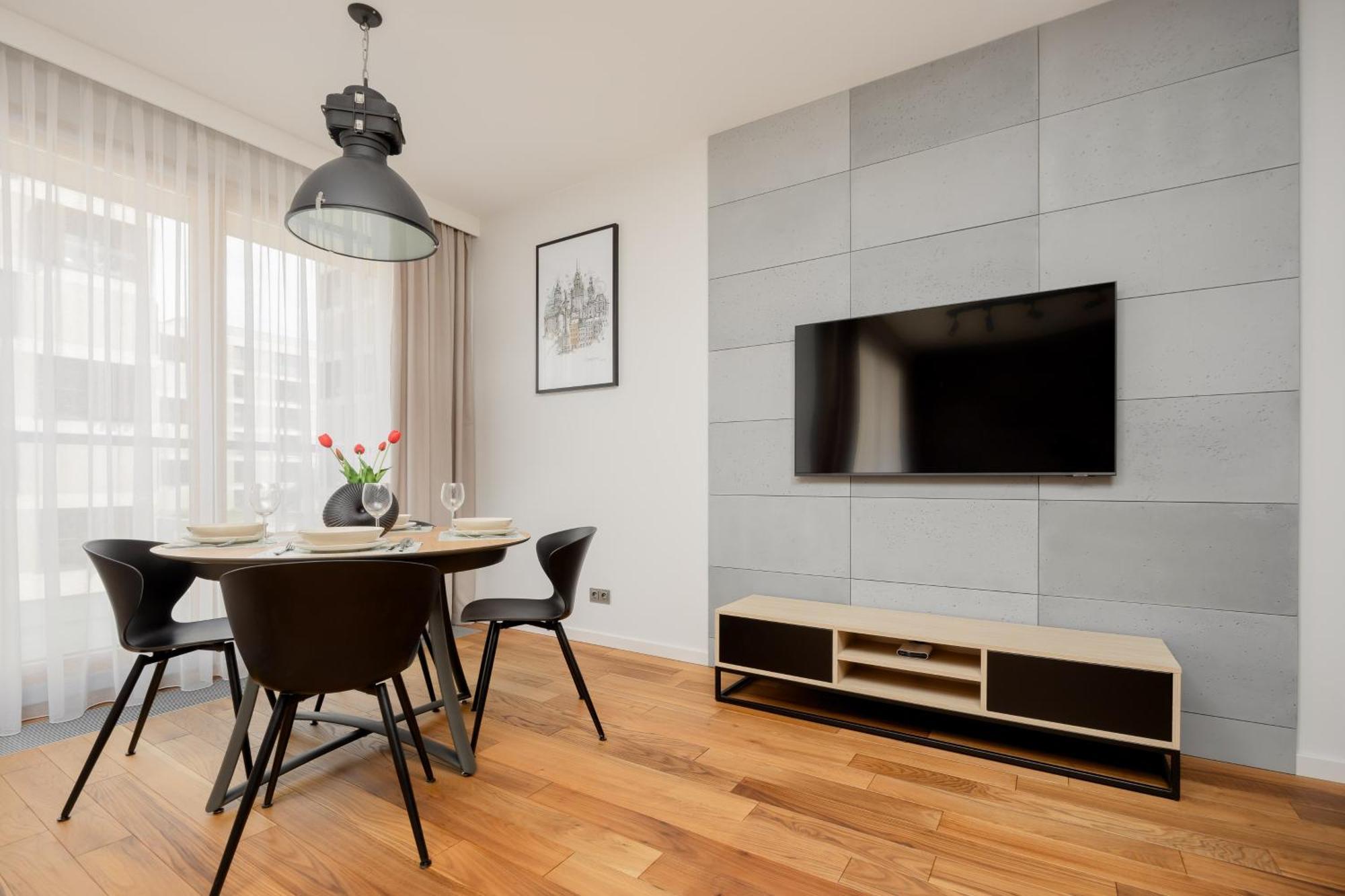 Cozy Apartments With Parking In The 19Th District By Noclegi Renters Varsovia Exterior foto